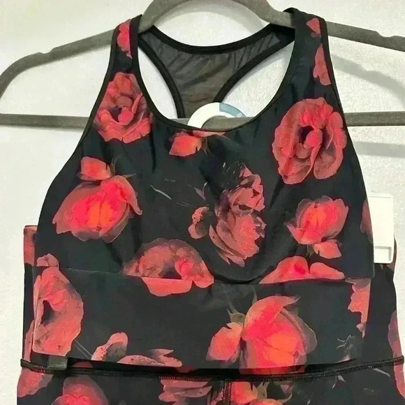 178. Victoria secret sports workout set - Picture 10 of 12